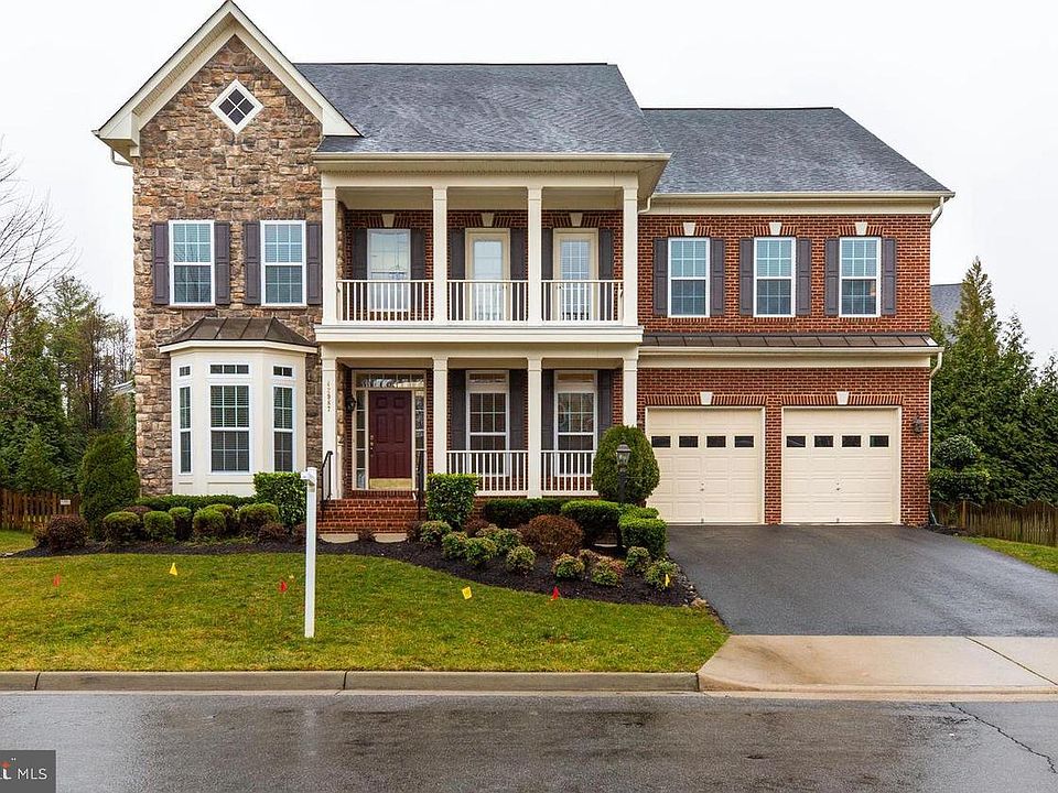 1st image of 42987 Park Creek Dr