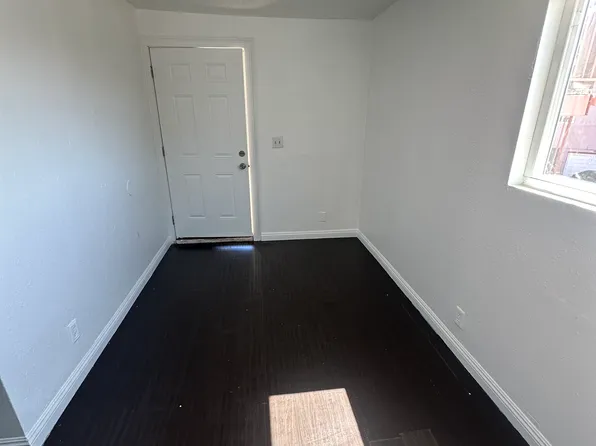1111 Sunvue Pl, Los Angeles, CA