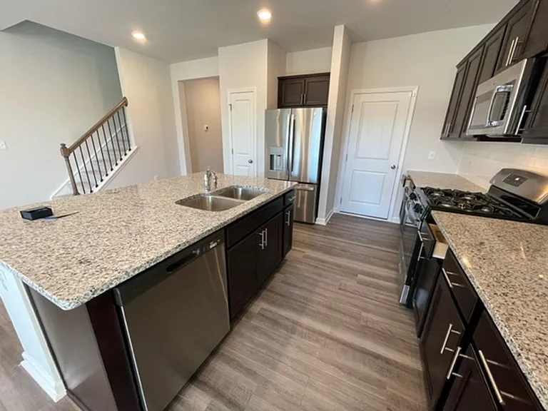 5010 Tura St — Photo 16
