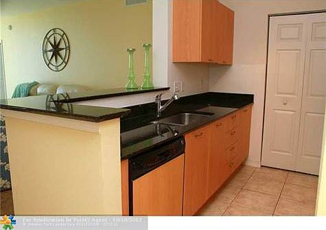 4th image of 625 Casa Loma Blvd Unit 906