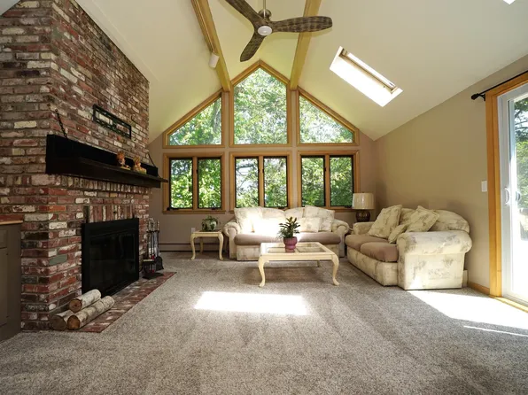 111 Ladd Hill Road, Belmont, NH 03220