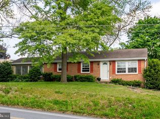 43 S Penryn Rd, Manheim, PA 17545