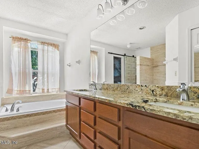 10334 Triple Crown Ave — Photo 20