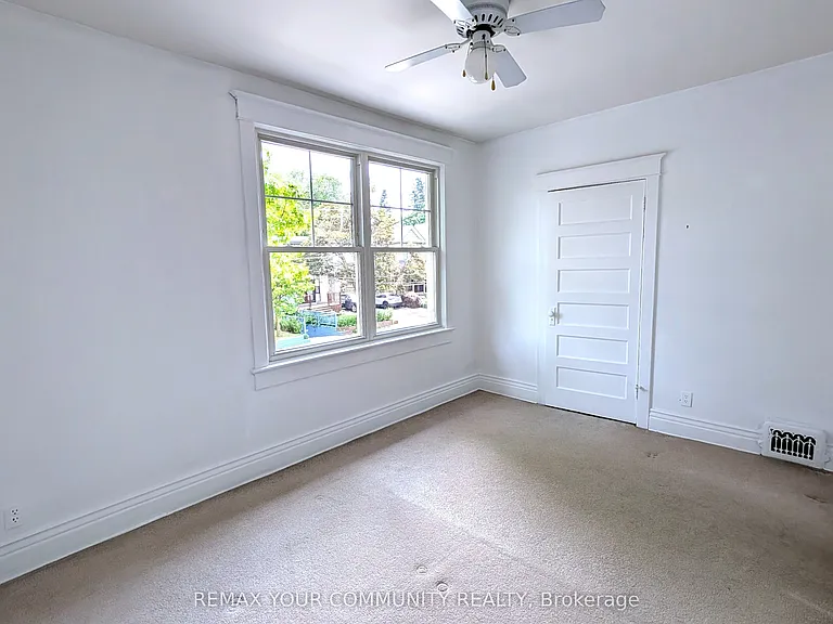 186 Roslin Ave #M4N-1Z6 — Photo 10