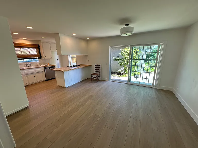 3928 E Silverleaf Ave — Photo 11