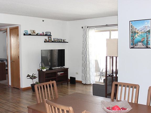 3rd image of 6835 Forestview Dr APT 1B