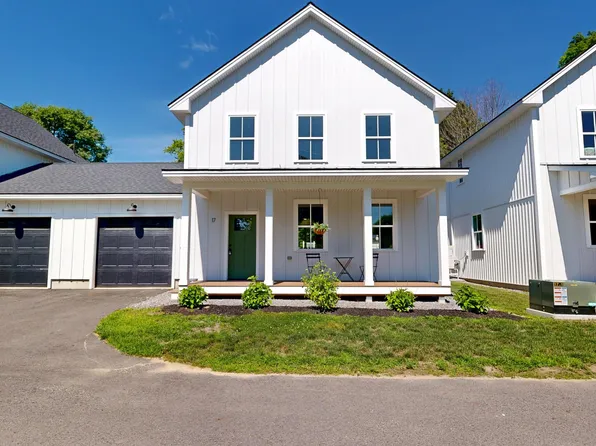 17 Magnolia Lane #17, Gardiner, ME 04345