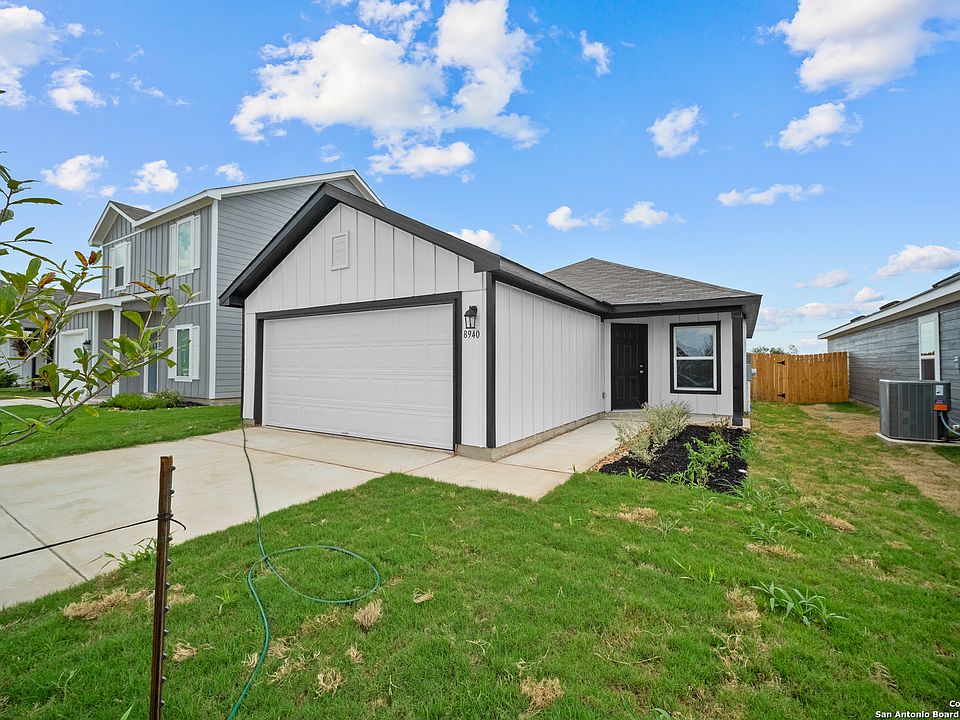 1st image of 8940 Broad Wing Dr