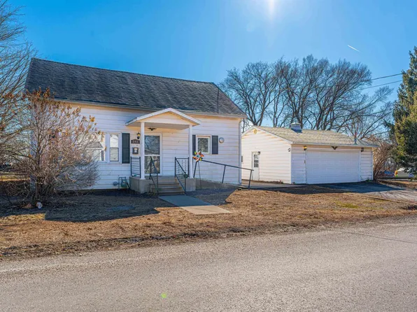 202 W Green St, Mount Pulaski, IL 62548