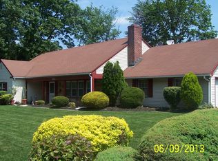 15 Heather Dr, Somerset, NJ 08873