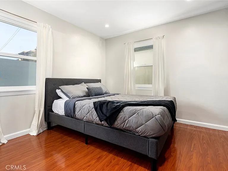 18228 Regina Ave — Photo 19