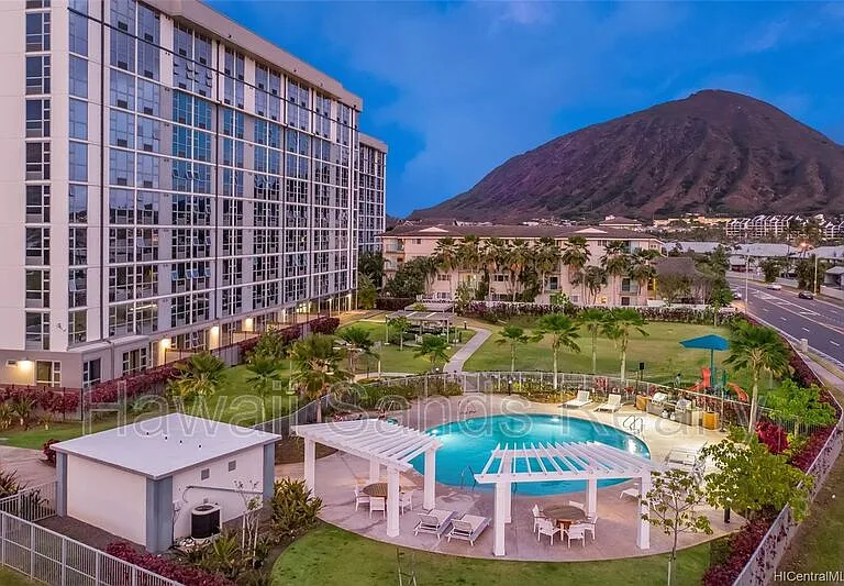 7000 Hawaii Kai Dr #2506 — Photo 2