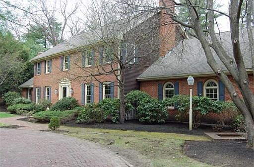 1st image of 38 William Fairfield Dr