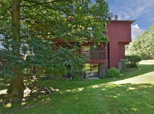 7545 Creekwood Dr #19B, North Royalton, OH 44133