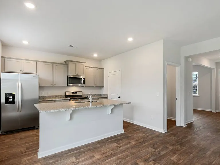 56 Cedar View Cir — Photo 2