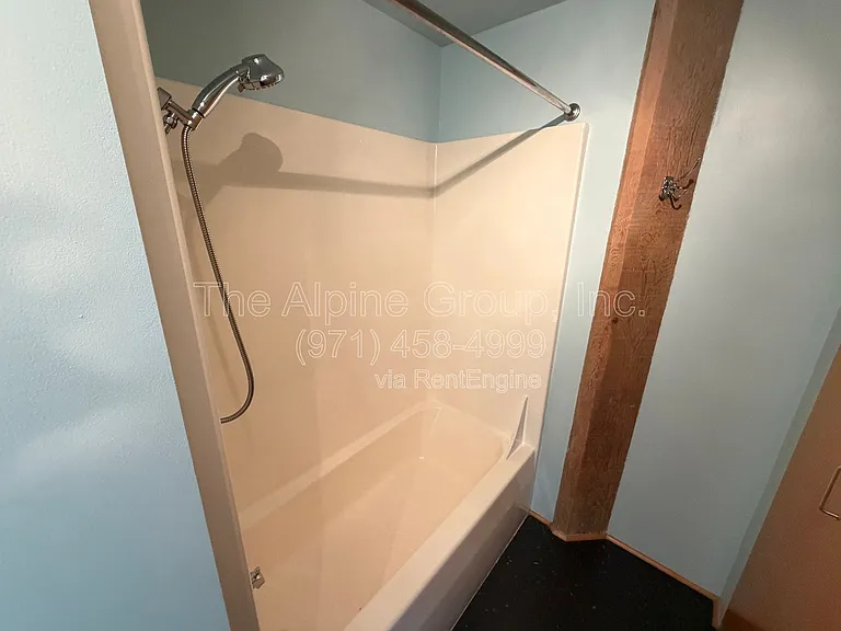1420 NW Lovejoy St #414 — Photo 17