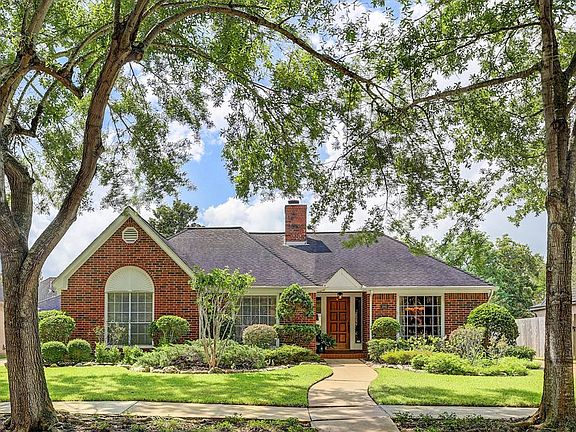 2nd image of 3862 W Wisteria Cir