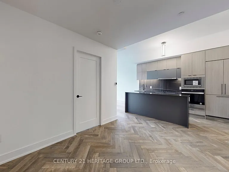 8888 Yonge St #103-L/W — Photo 14