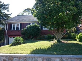 75 Robin St, West Roxbury, MA 02132