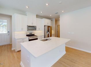 609 Juniper Hills Dr, Saint Johns, FL 32259
