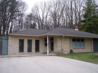 604 N 44th St, Manitowoc, WI 54220