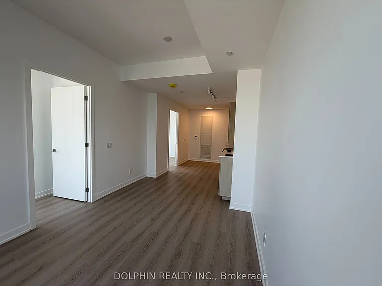 100 Queen St E #2903 — Photo 9