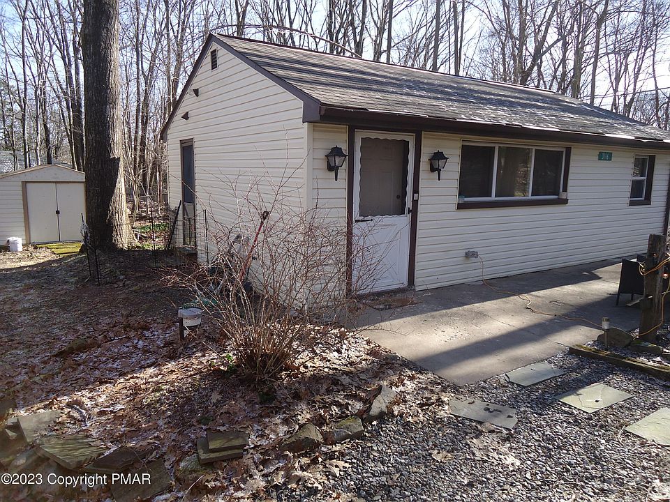 3116 Fern Rd, Pocono Summit, PA 18346 Zillow
