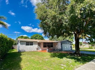 4801 Washington St, Hollywood, FL 33021