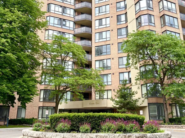20 Cherrytree Dr #211, Brampton, ON L6Y 3V1