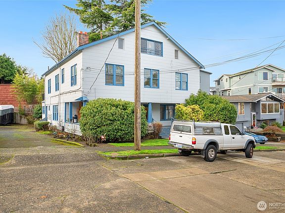 5th image of 1425 Palm Avenue SW