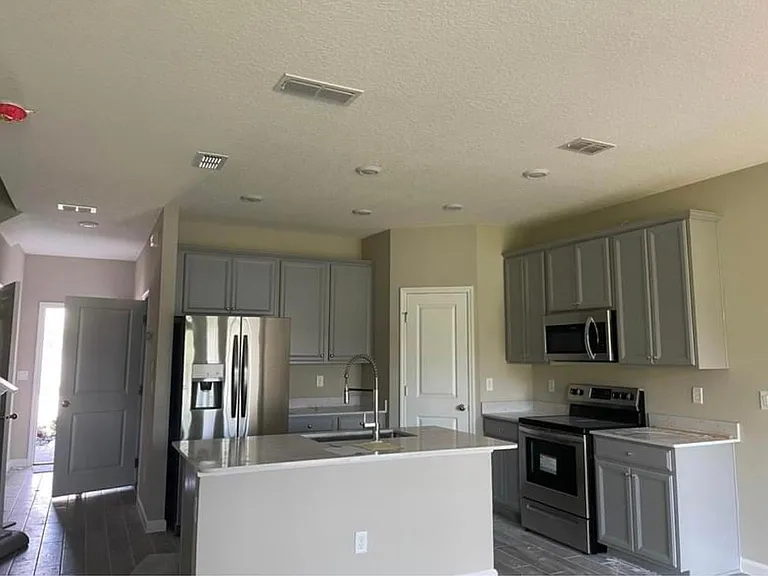 163 Appleton Ct — Photo 2