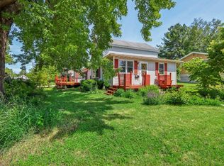 807 Farnham St, Columbus, WI 53925