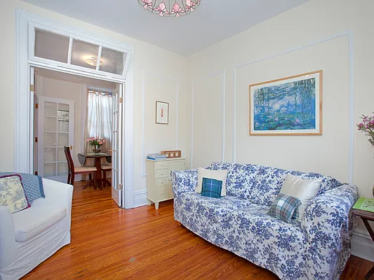 Sold by Sotheby's International Realty | media 17