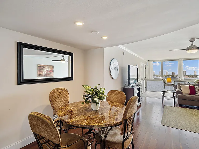 301 Lake Shore Dr #802 — Photo 14