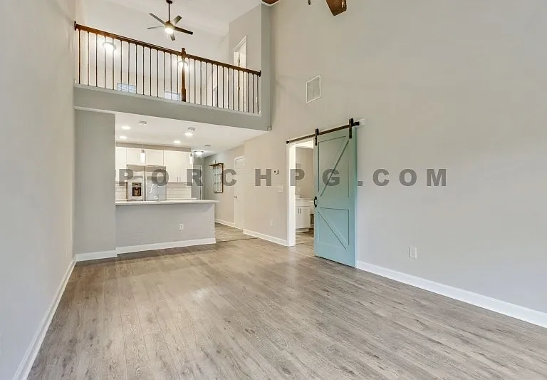 305 Fox Overlook #1 — Photo 4