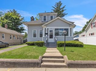 226 Jasper St, Springfield, MA 01109
