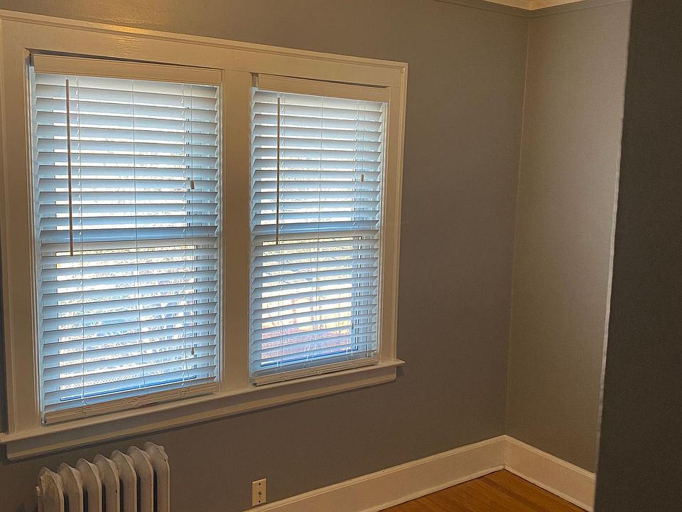 1st image of 936 Beaconsfield Ave #2
