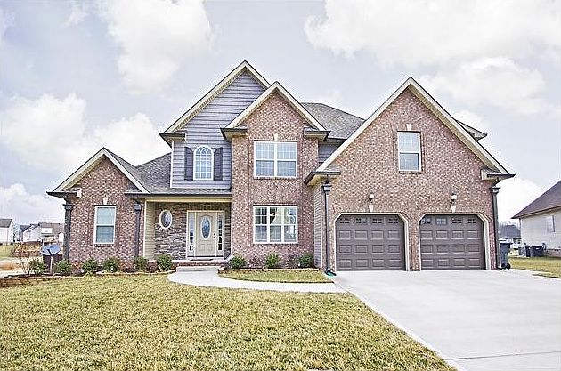 1st image of 739 Valencia Dr