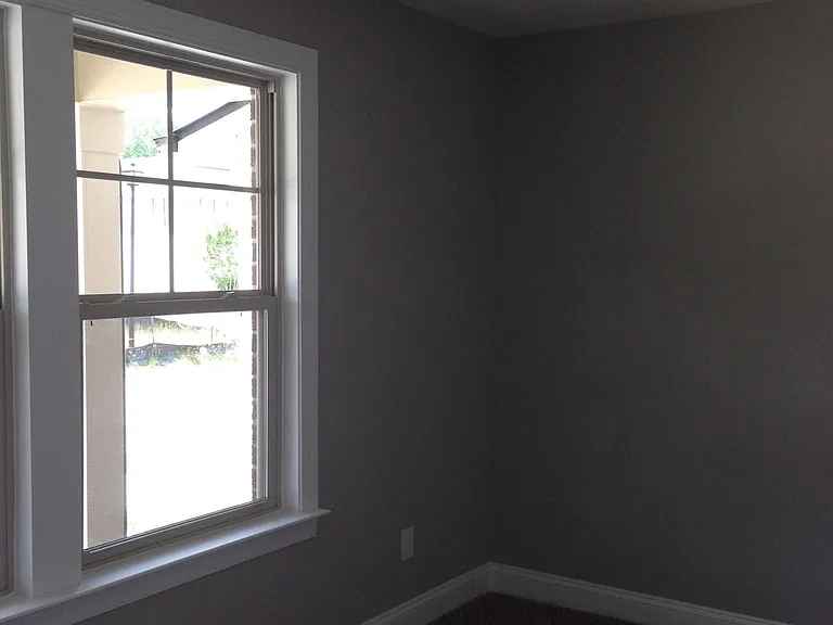 409 Village Commons Ln — Photo 6