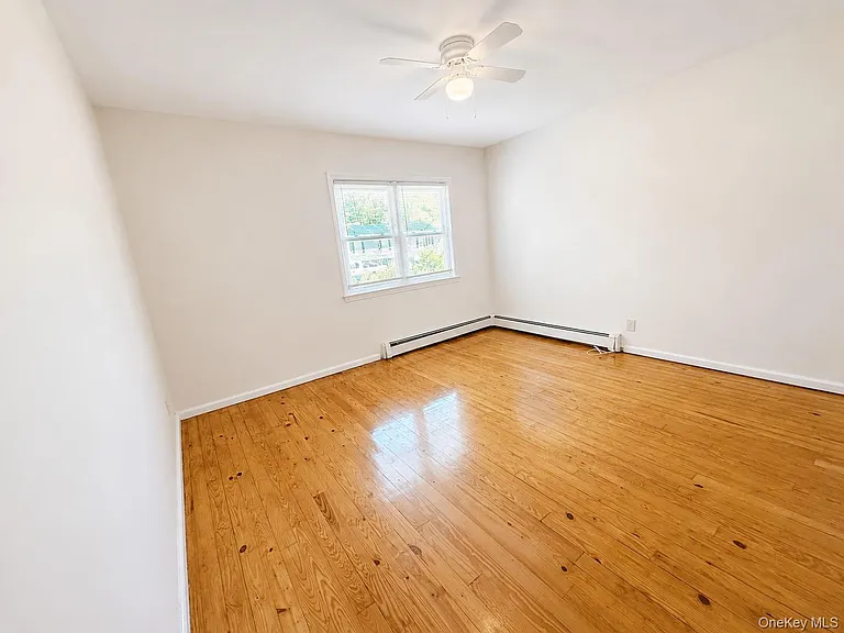 52 Hoffman Ln — Photo 13