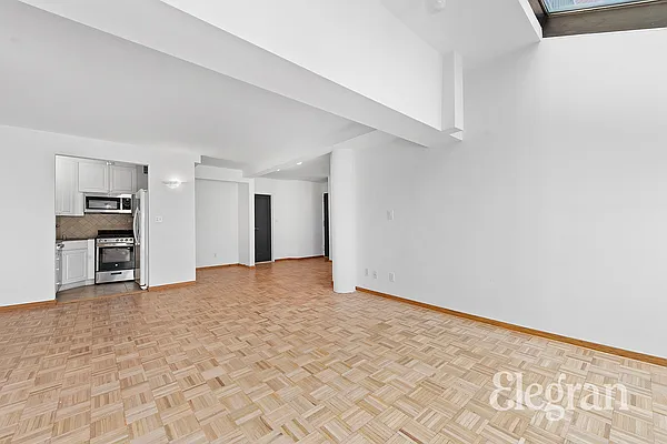 Rented by (Legacy) Elegran | media 2