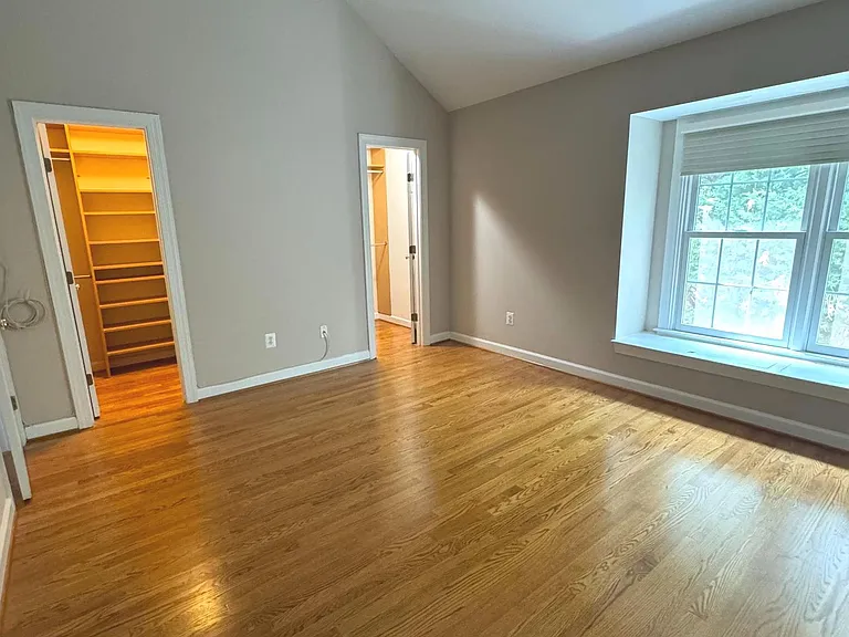 504 N Thomas St #I — Photo 7