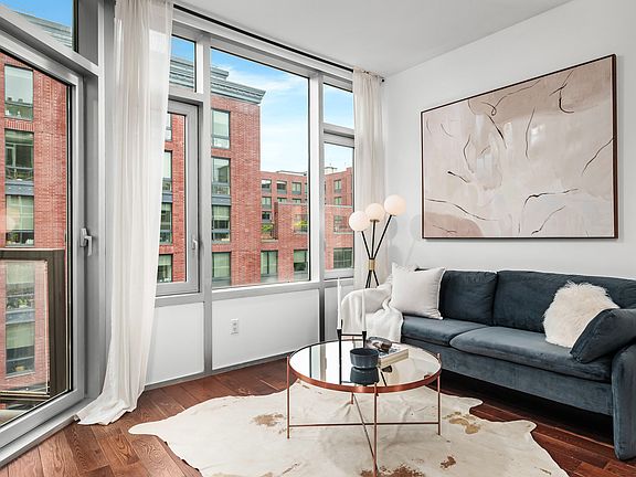 3rd image of 40 N 4th St APT 5J