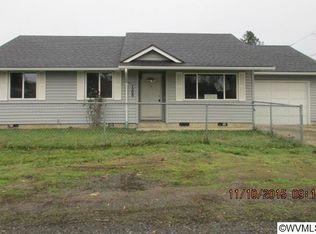 1209 Elm St, Silverton, OR 97381