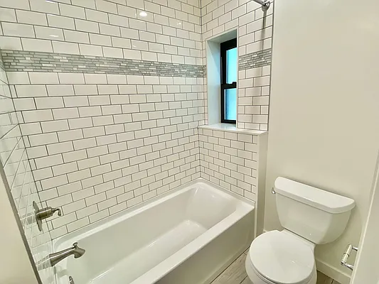 Rented by Highline Residential | media 21