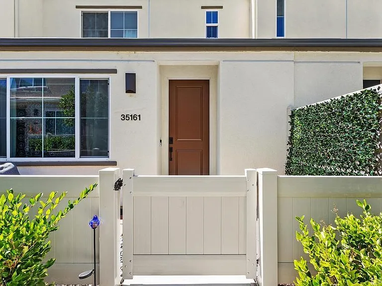 35161 Grove Trl — Photo 4