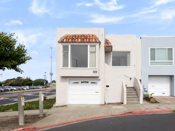 230 Los Banos Ave, Daly City, CA 94014