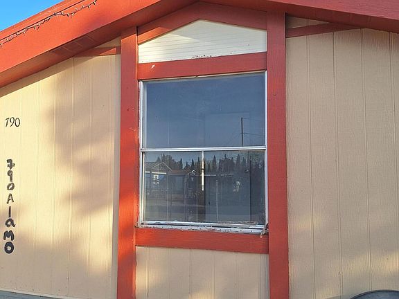 2nd image of 790 Alamo St