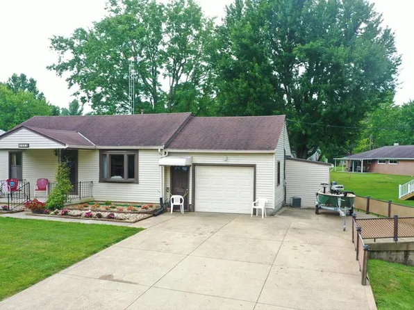 1051 Bibich Ct, Crestline, OH 44827