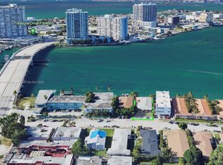 2140 Bay Dr #4, Miami Beach, FL 33141